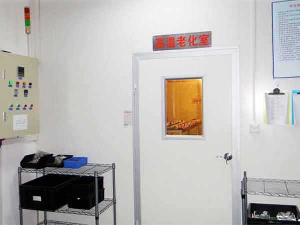 High temperature aging room