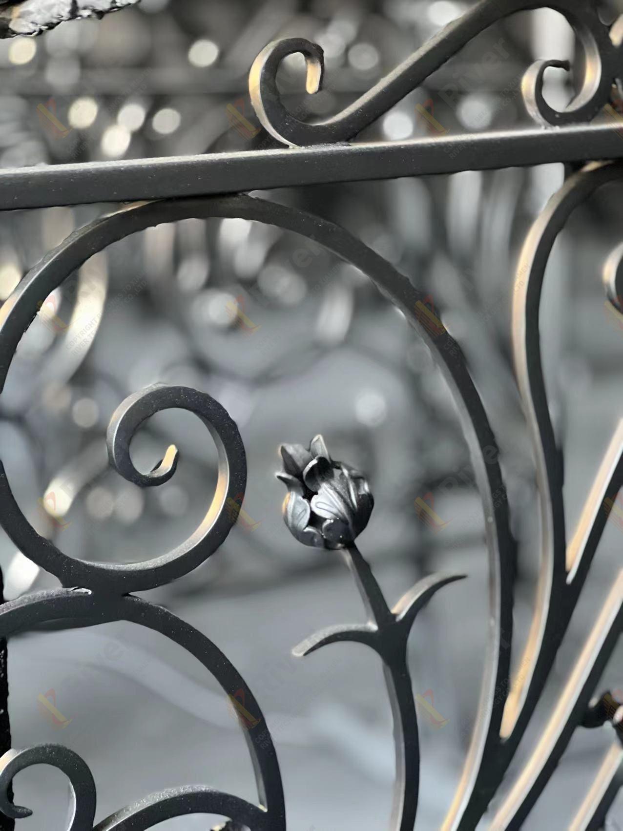 Analysis of Ornamental Iron Fence Corrosion Resistance
