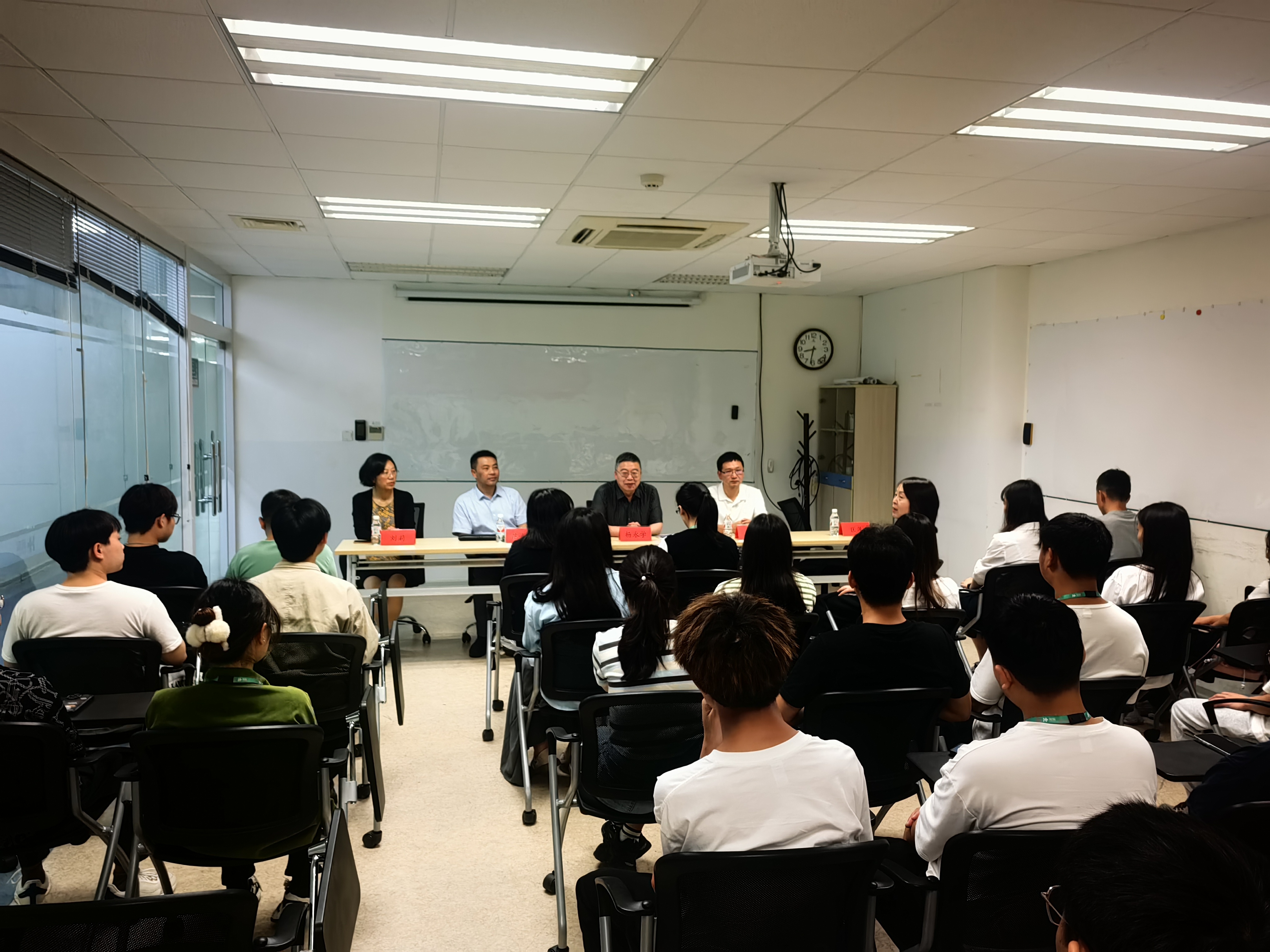 毕节医学高等专科学校