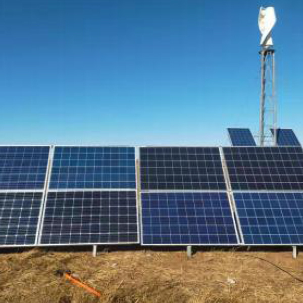 Integrated intelligent micro power station for wind, solar, and energy storage