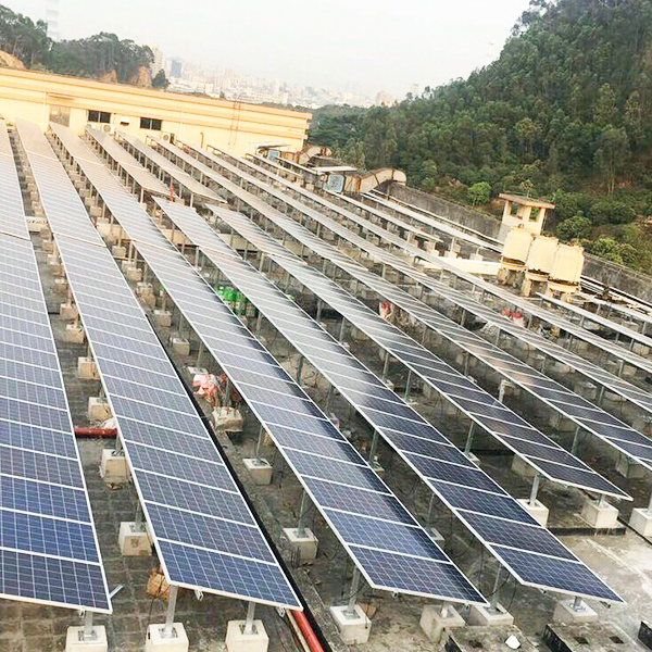Industrial and commercial roofs