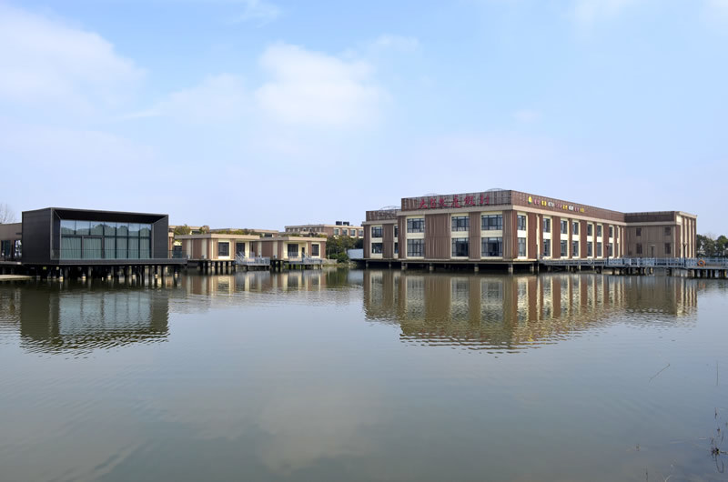 疲憊不堪的都市人，度假村獨(dú)成一道風(fēng)景