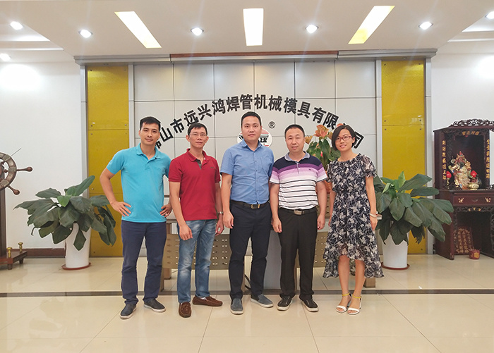 customer photo-Vietnam