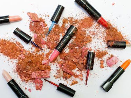 Development trend of cosmetics industry