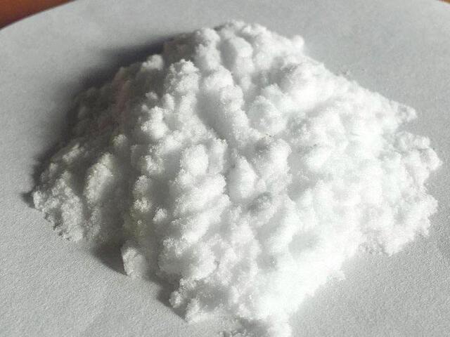 硼酸