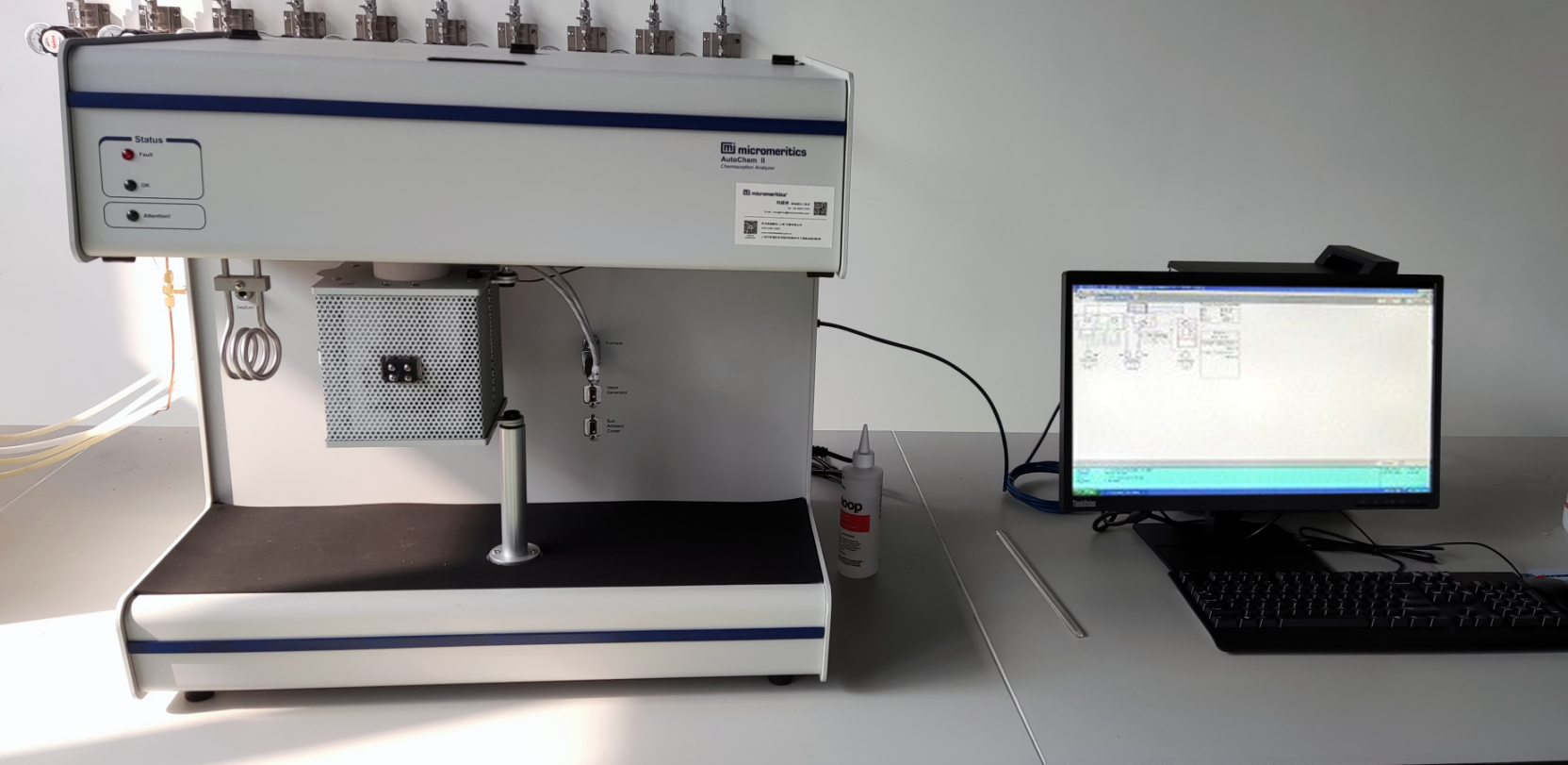 实验室设备：多功能化学分析仪（屏）