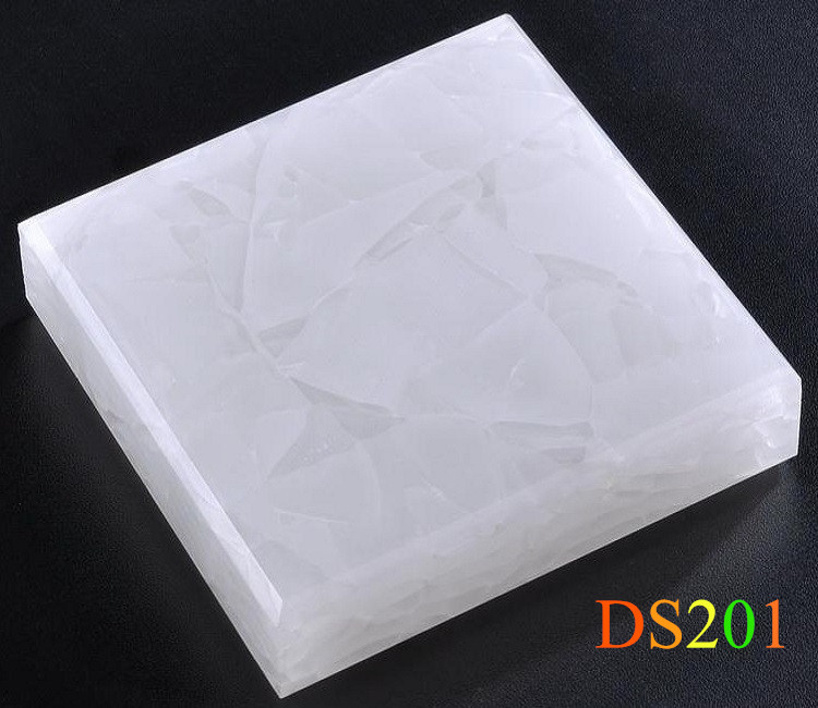 DS201 - Ash White Glass