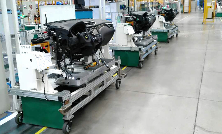 Instrument flexible assembly line