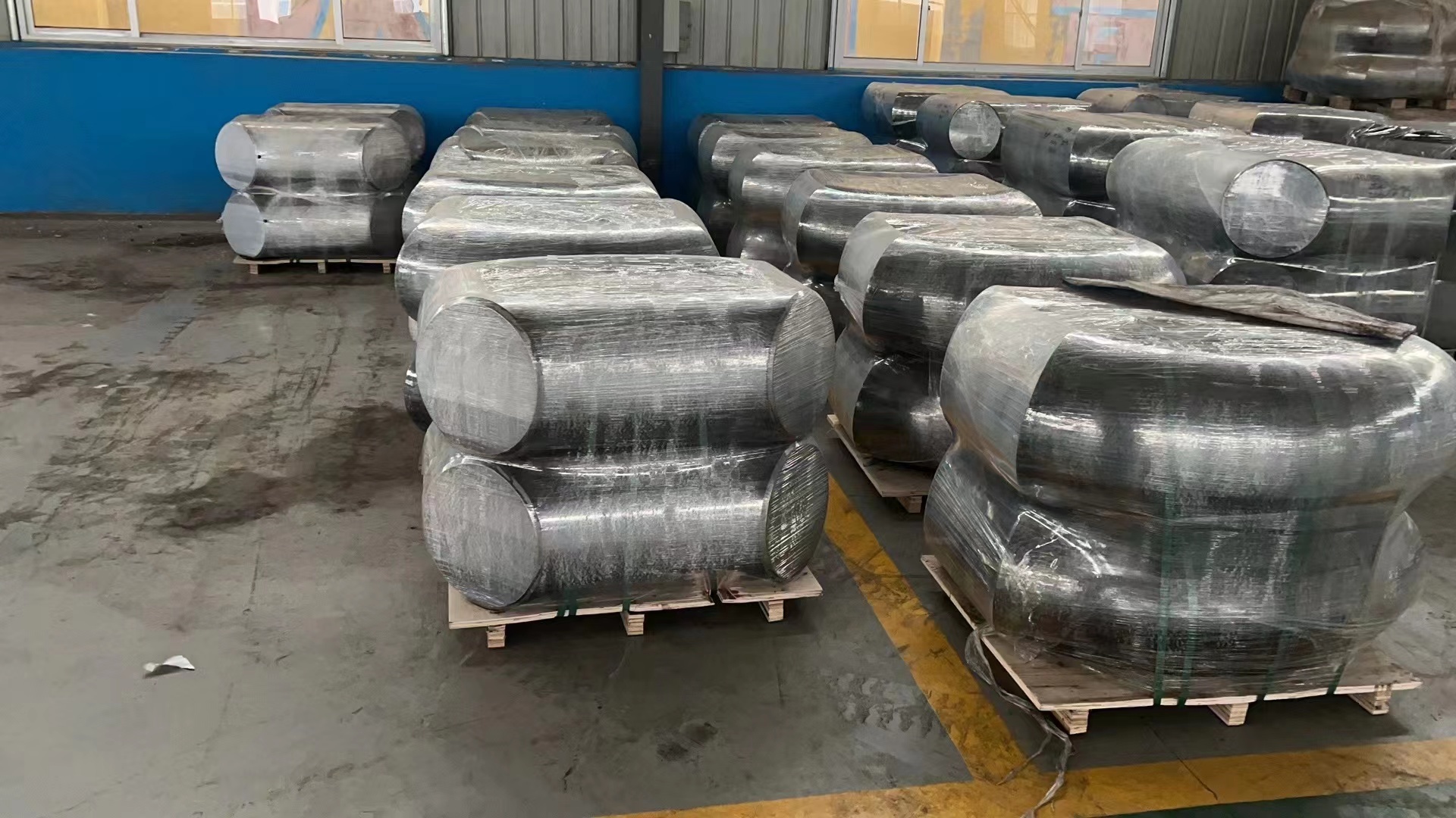 LR elbow suppliers