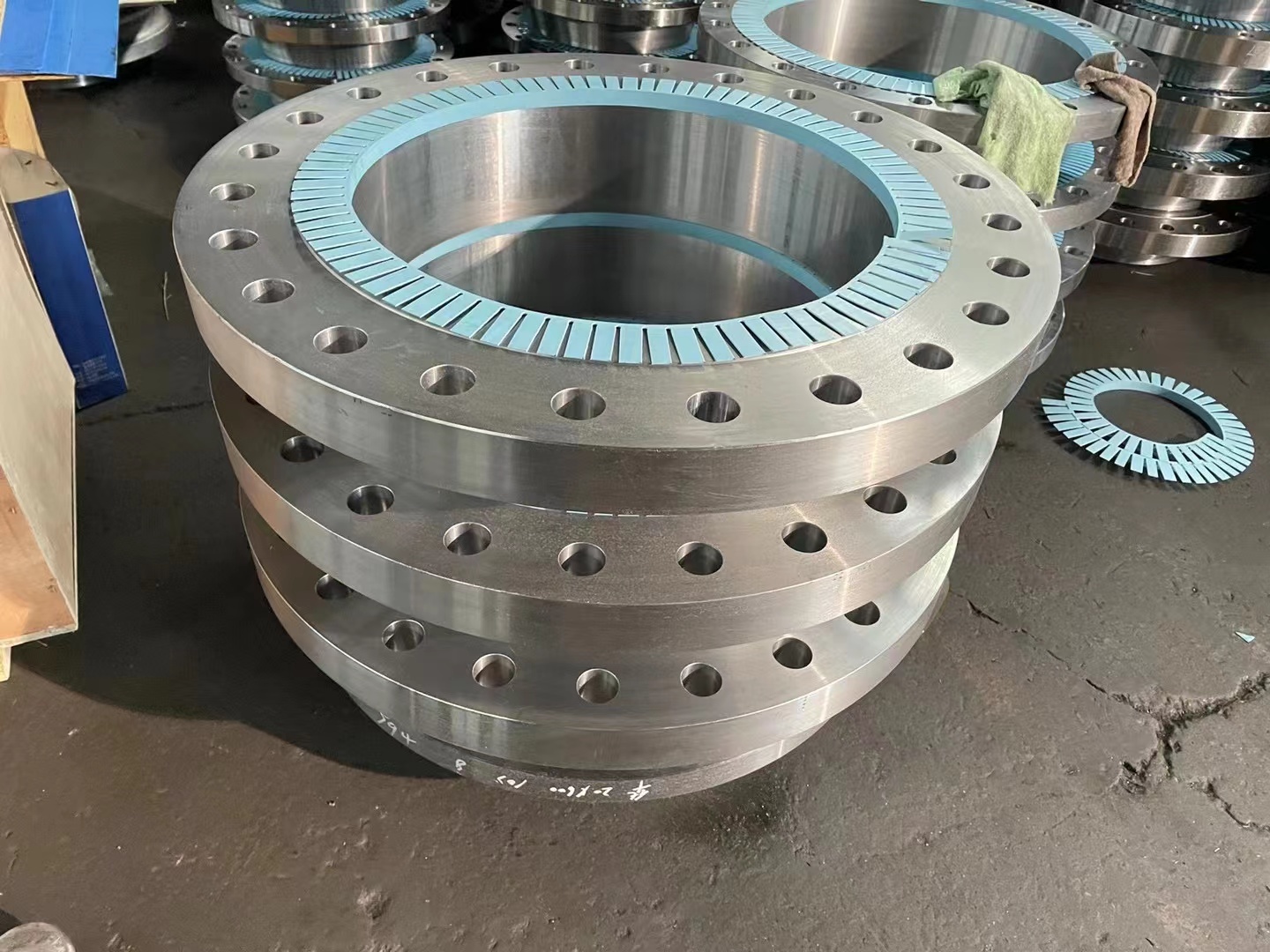 Material of a wholesale lap joint flanges