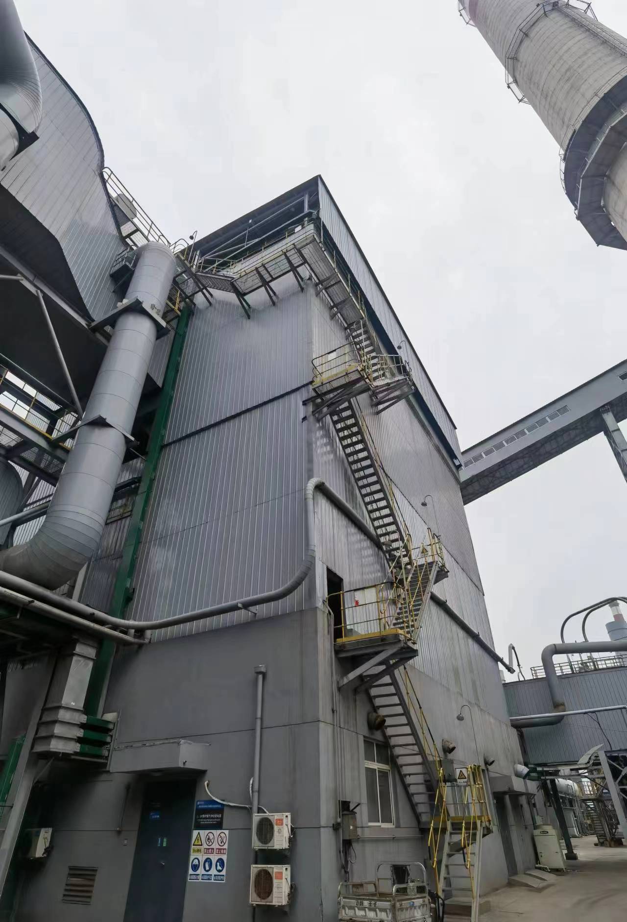 脱硫脱硝项目投产安全稳定运行