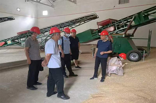 三部門聯(lián)合到市糧油集團公司開展夏糧收購檢查