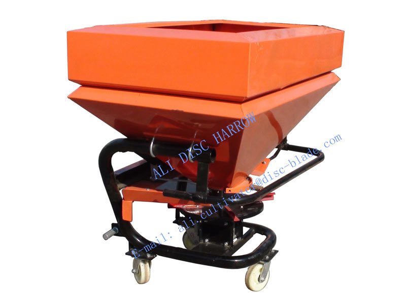 800L Tractor Hitched Single Disc Fertilizer Spreader