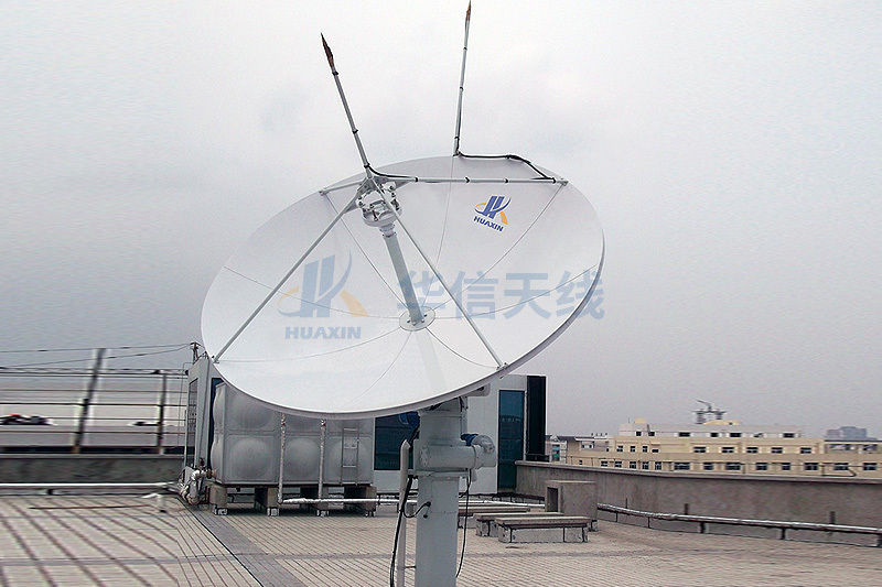 3.0米C/Ku/Ka波段卫星通信天线(转台式)