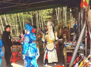 省京人爭(zhēng)做新時(shí)代“紅色文藝輕騎兵” 積極開(kāi)展元旦春節(jié)文化惠民下基層活動(dòng)