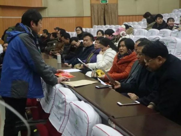 瑞旺吉春祥和年 文演鬧春賀吉祥-2018年江西省委、省政府春節(jié)團(tuán)拜會(huì)審查順利舉行