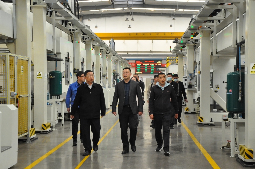 市国资委党组到云南云内动力集团有限公司开展调研并检查安全生产工作