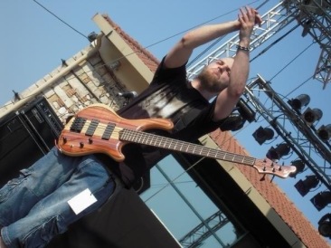 Bass Guitar Simon Says! w/Thumos - - - - #fyp #music #challenge