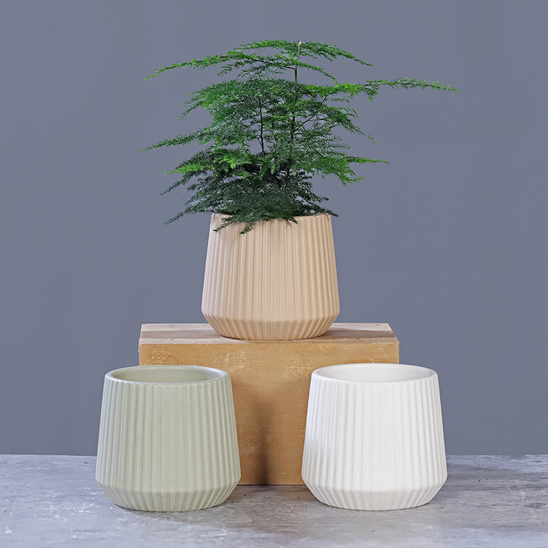 Flower pot