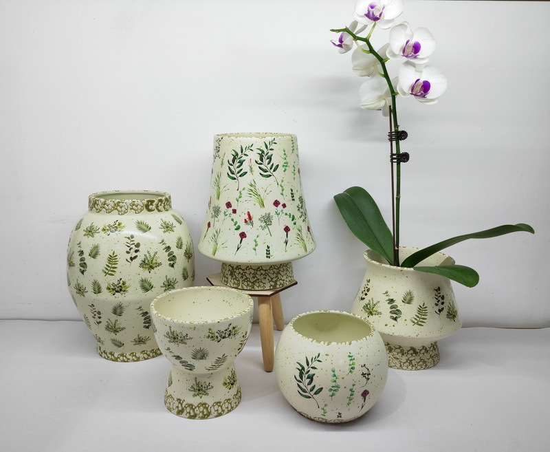 Flower pot