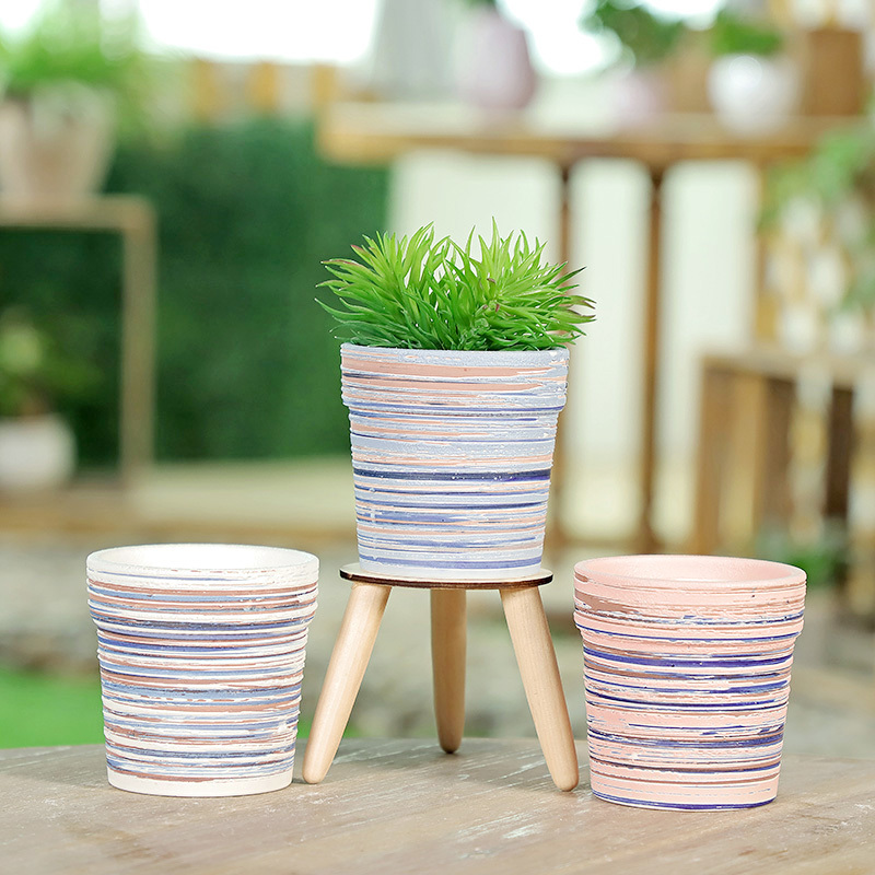 Flower pot