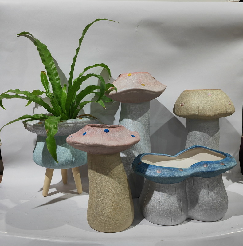 Flower pot