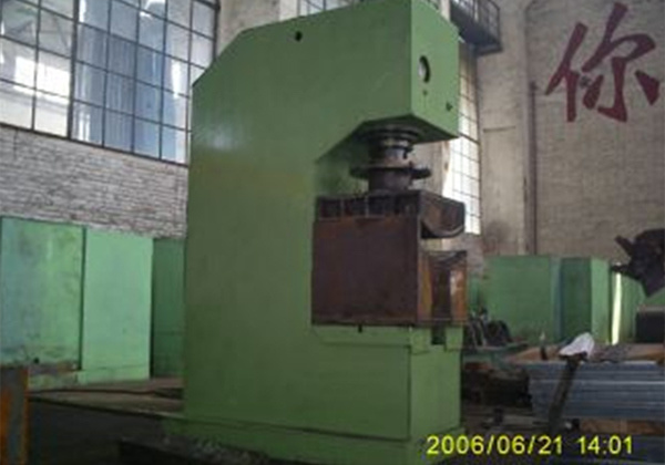 100t oil press