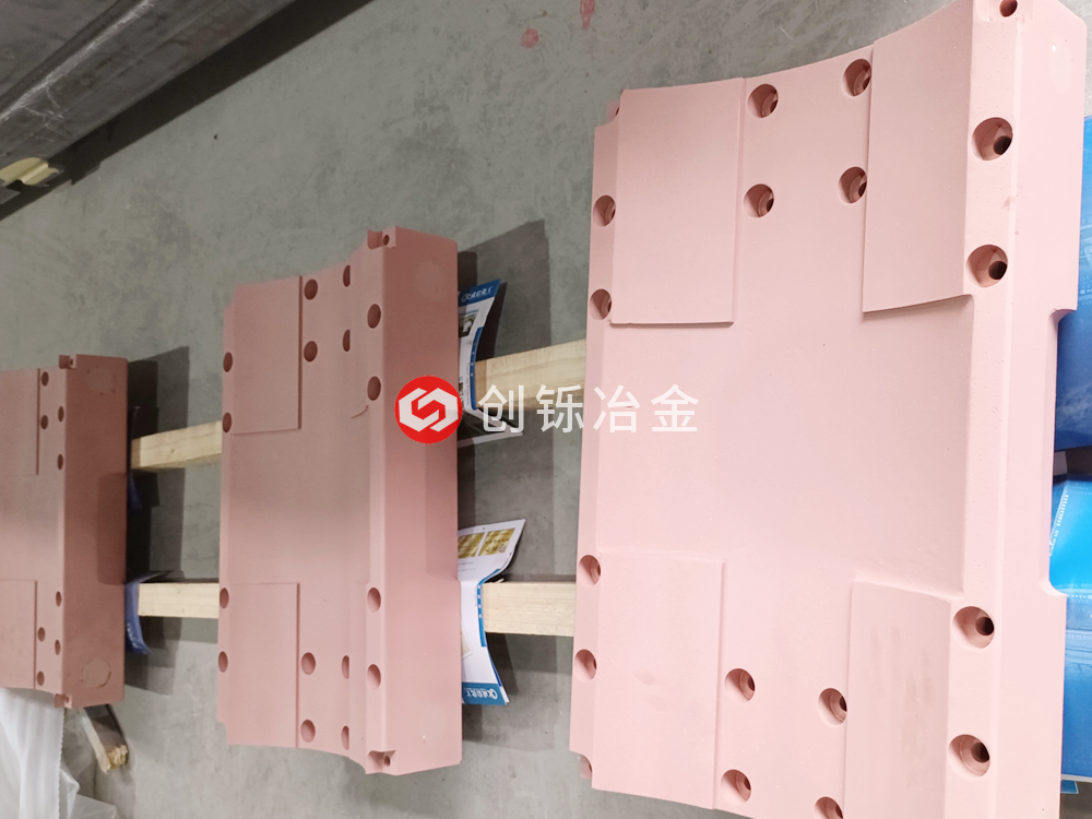 電極夾頭（接觸墊）