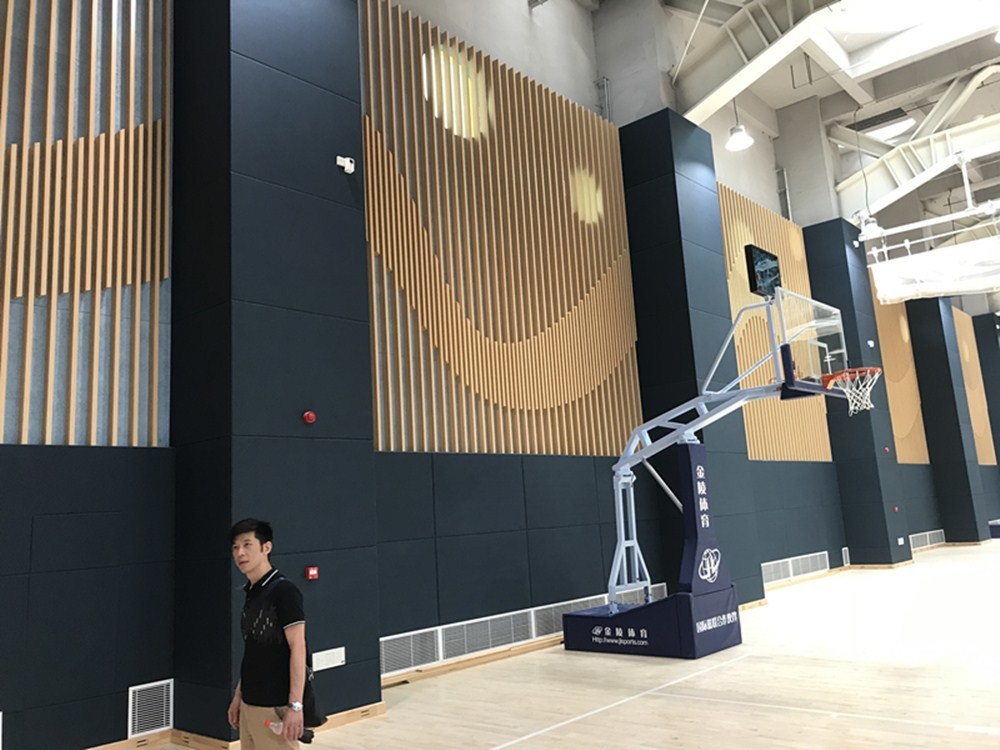 青岛崂山二中篮球馆项目