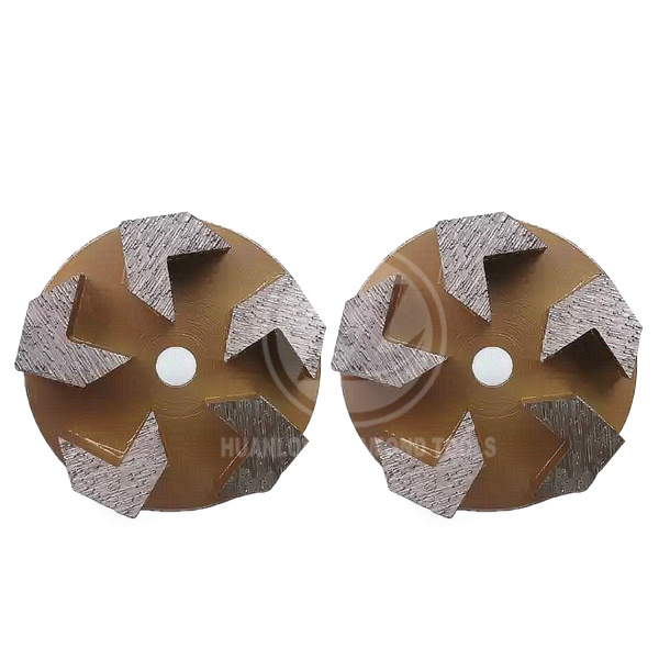 Cheville diamantée avec liant métallique pour le ponçage des sols en béton