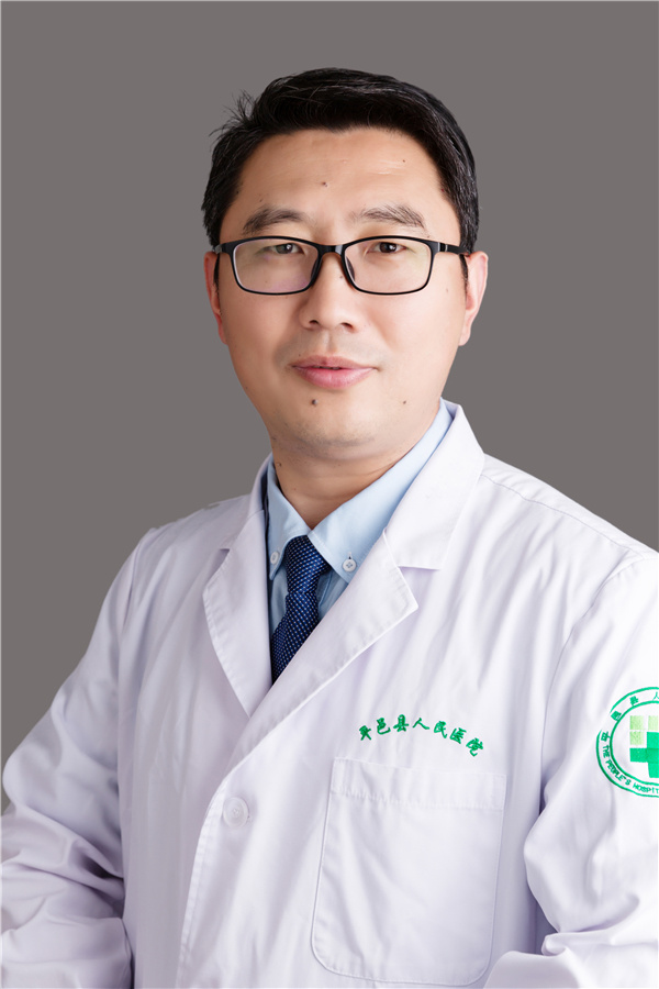 杨泰国