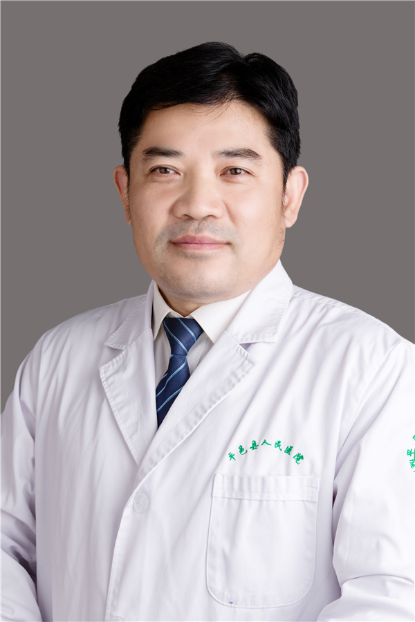 张秀亮