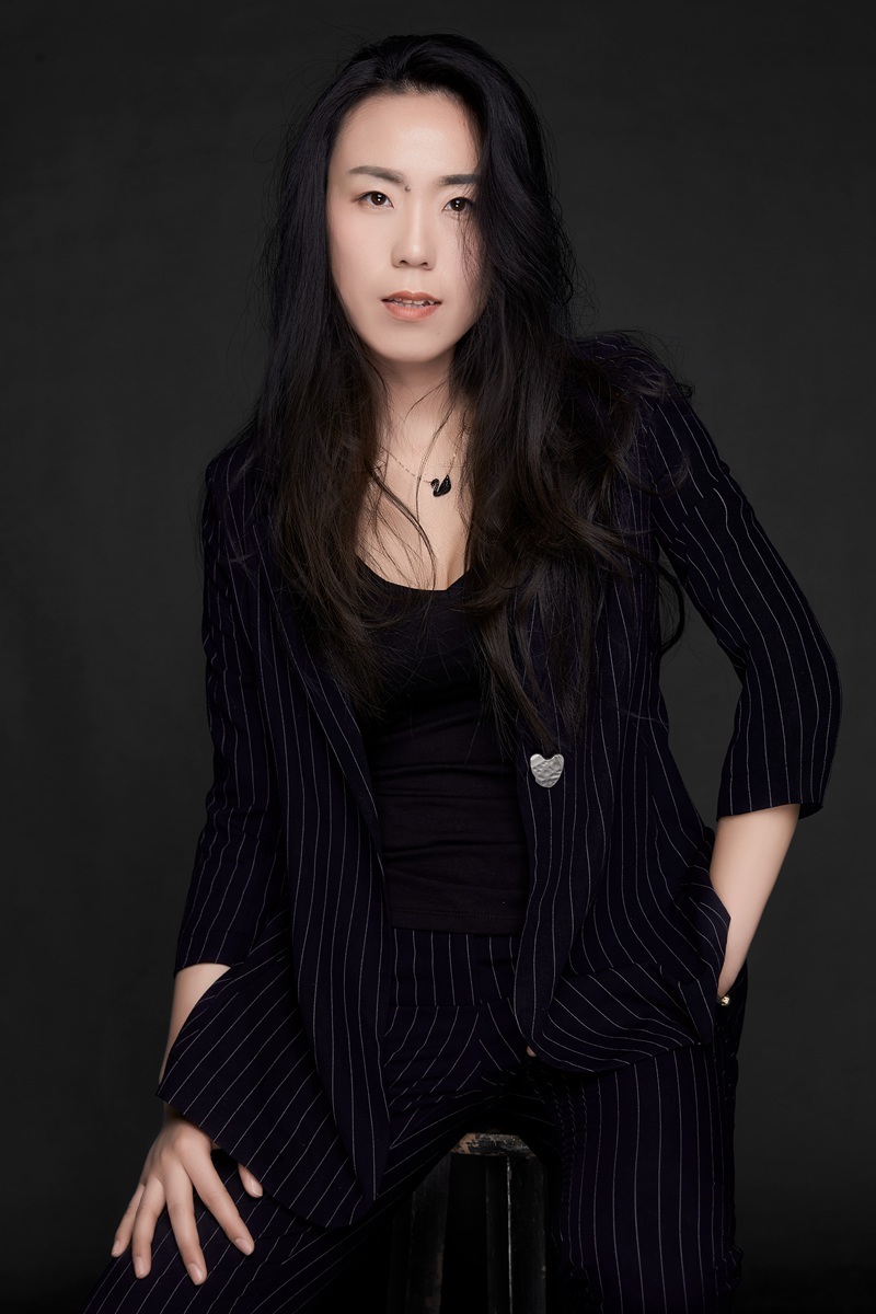 杨东月