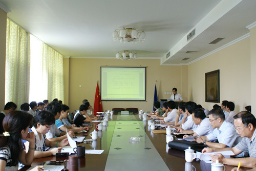 国风的未来在自己手中--公司召开2010年上半年管理层年中会