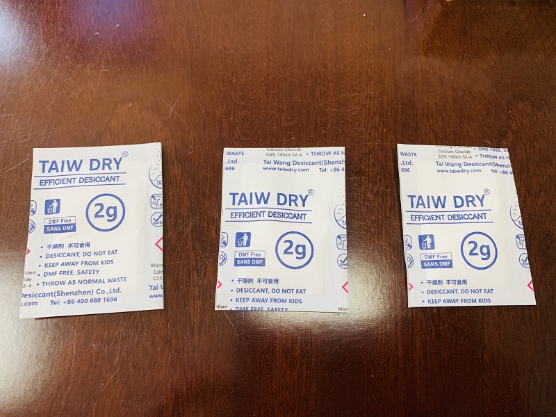 Calcium chloride desiccant 2g(sticker)