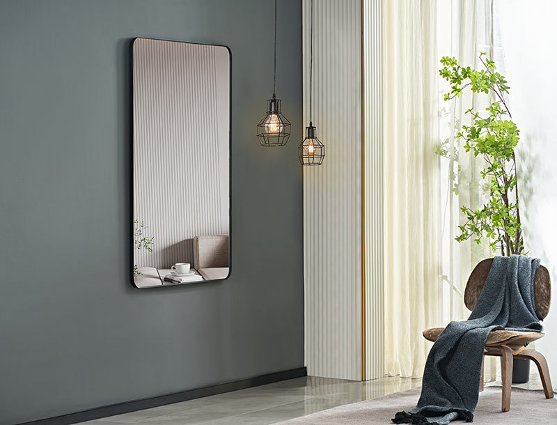 Intelligent mirror display screen brings black technology home life interactive experience