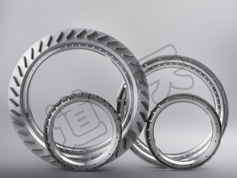 Sapphire abrasives tool: thinning grinding wheels