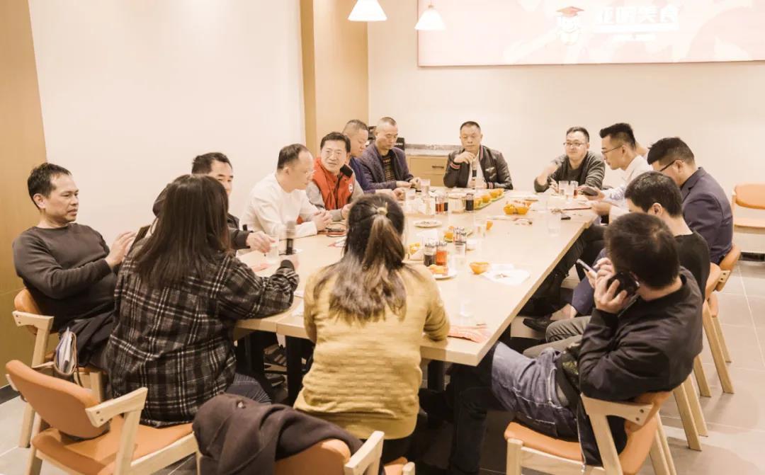 Putian Dark Horse Phase I Students Held the Theme Group Meeting of 