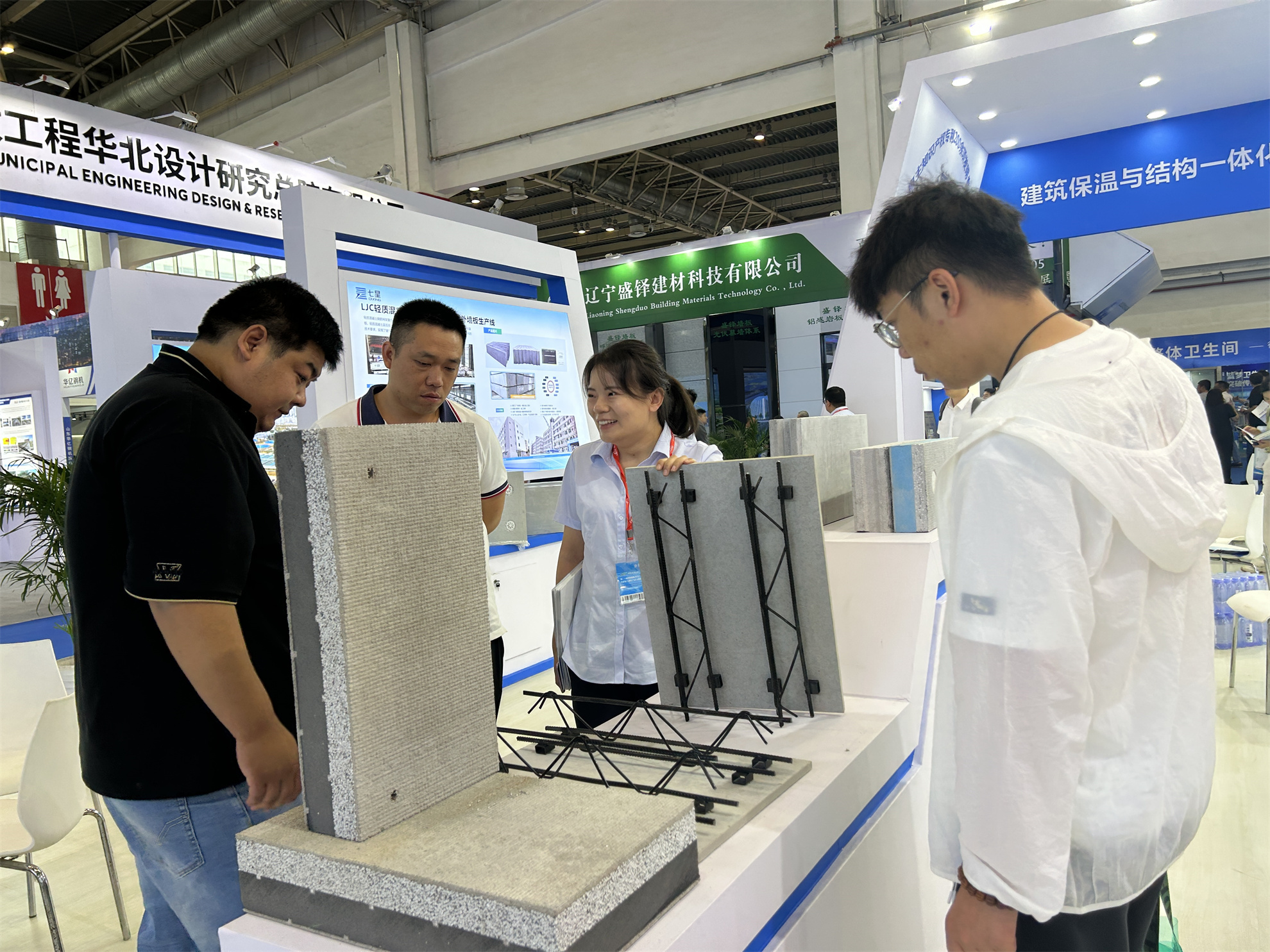 钢筋桁架楼承板设备 北京展会亮相