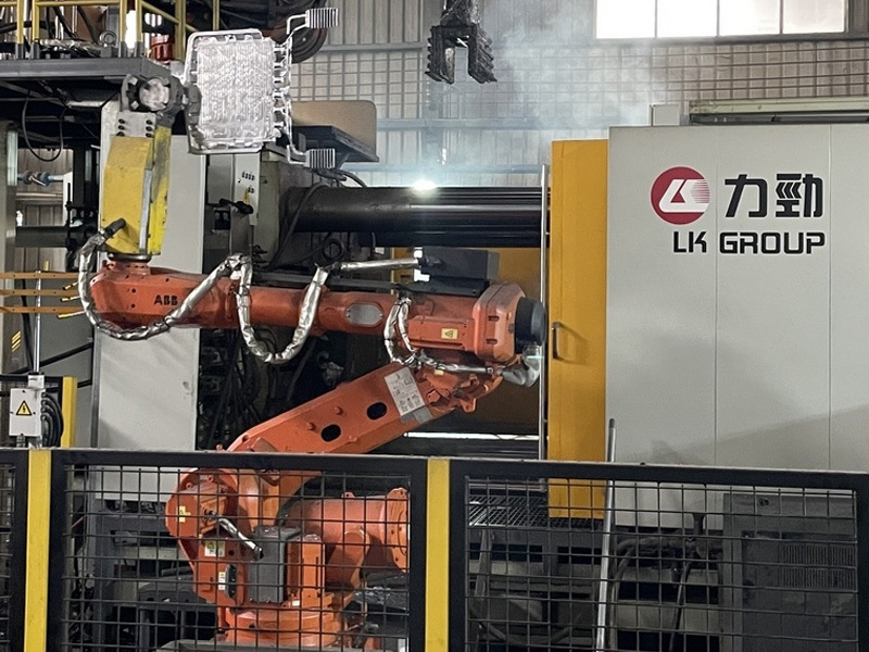 Swiss ABB pick-up manipulator