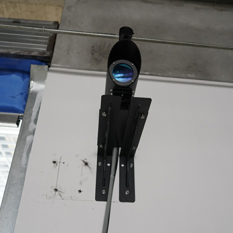 Open-path Laser Gas Analyzer