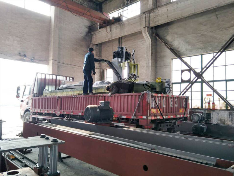 Bridge type automatic cutting machine is being shipped