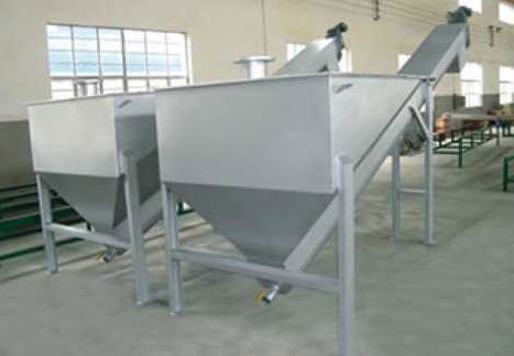 Sand water separator