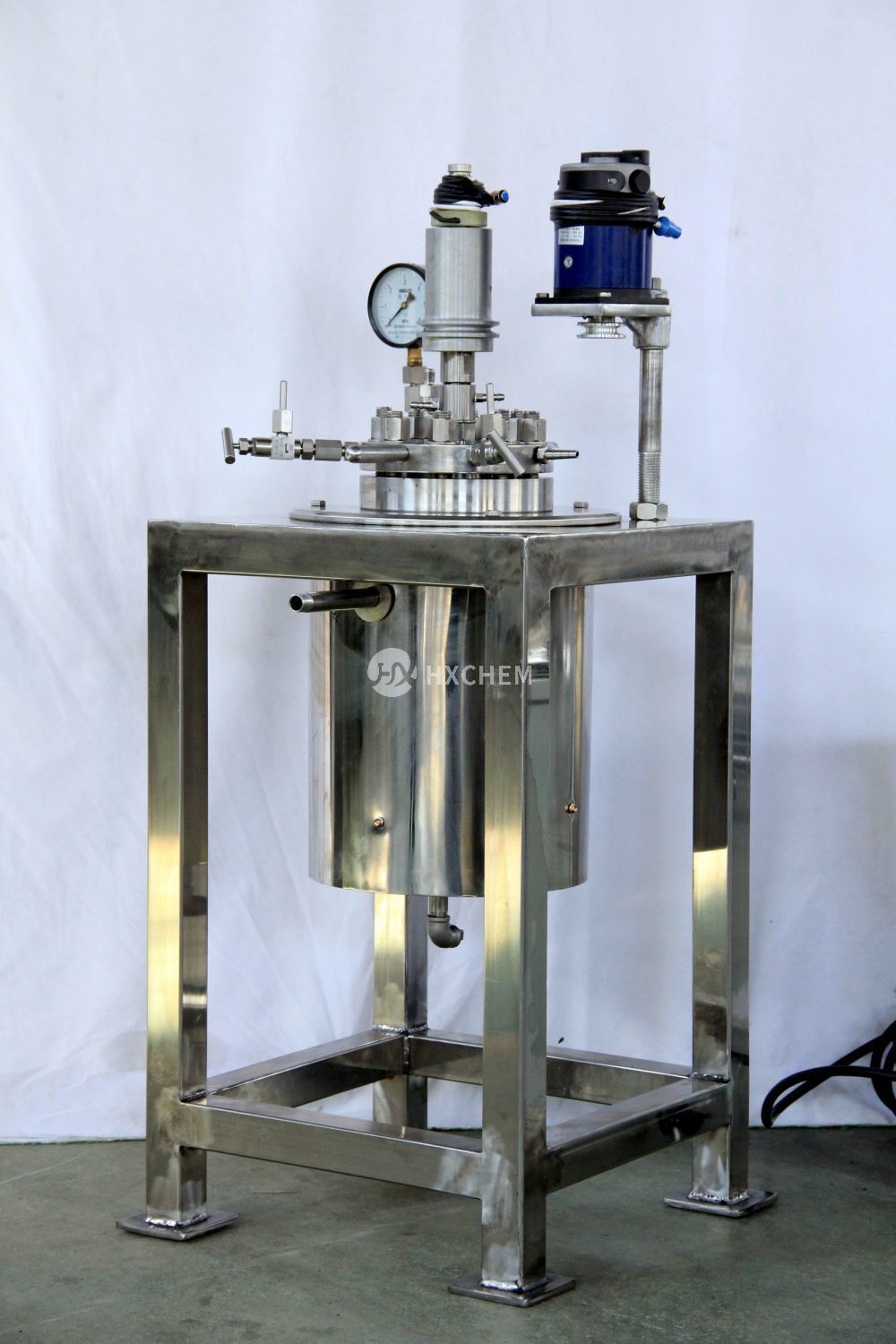 Laboratory hydrogenation reactors