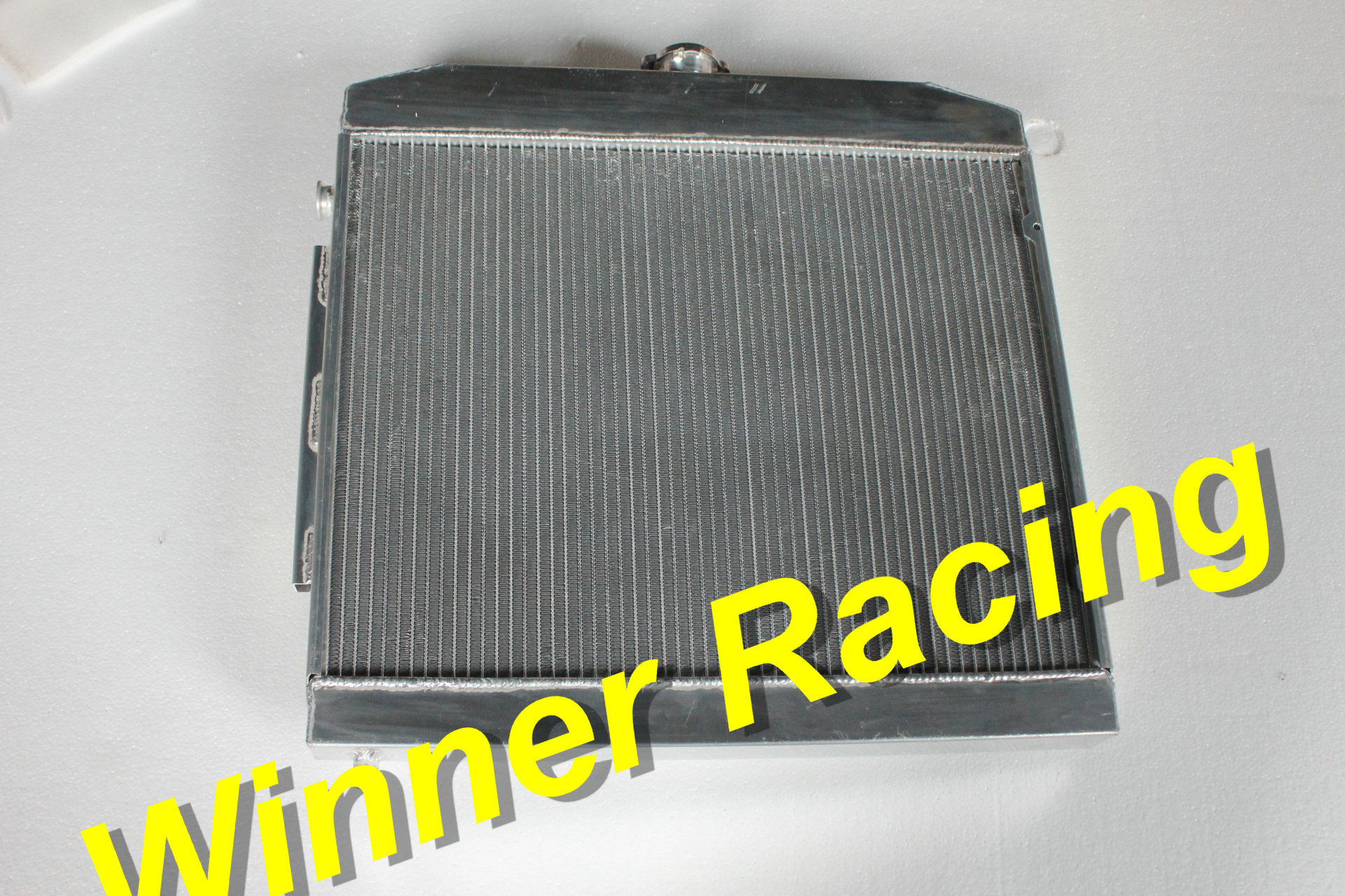 ALUMINUM RADIATOR FOR Mercedes Benz CLASS W108 W109 300 COUPE W 111 280 1968-1972