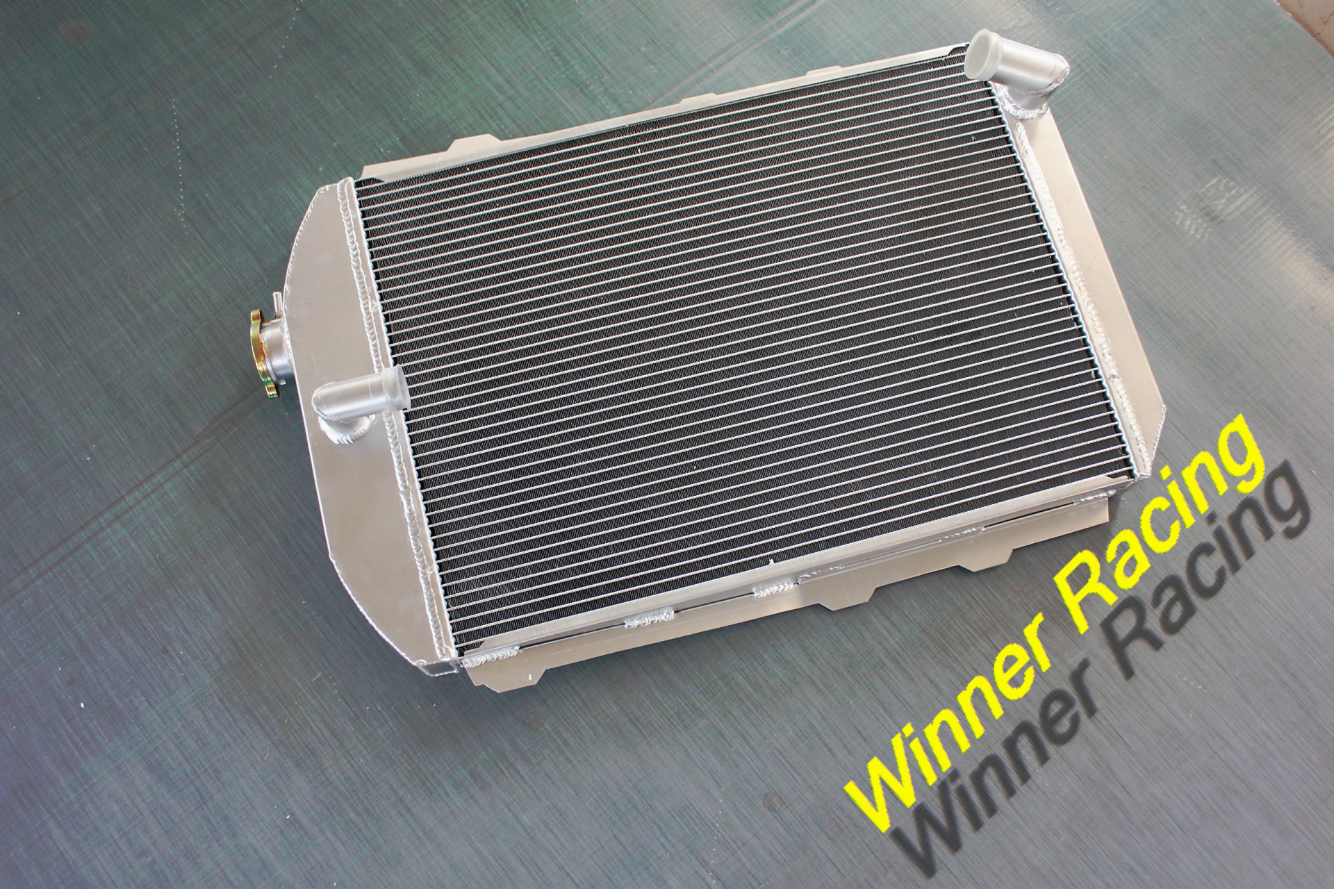   56MM ALUMINUM RADIATOR FOR CHEVY HOT/STREET ROD 6 Cylinder /CYL.   700HP 1938