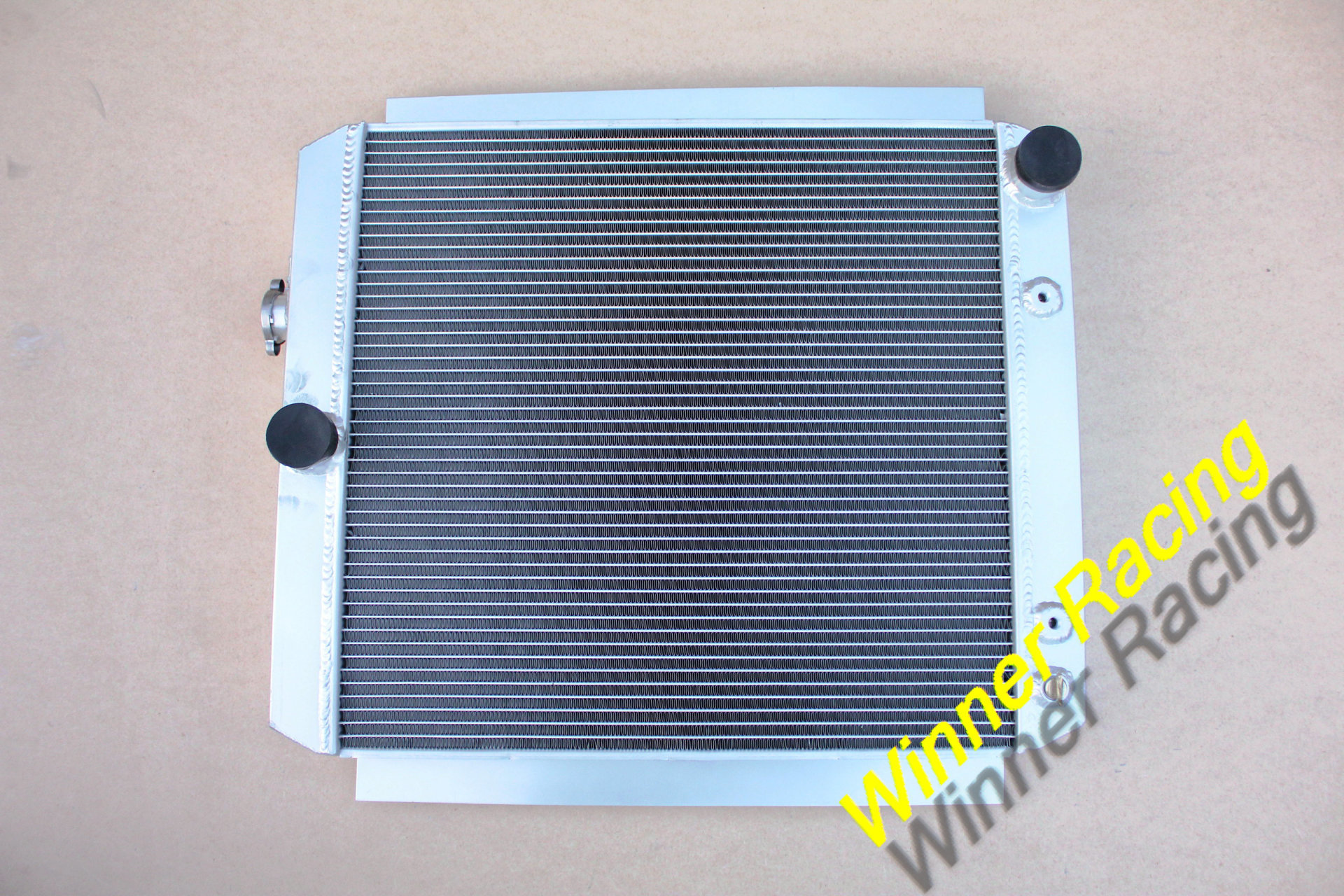56MM  ALUMINUM RADIATOR FOR CHEVY/GMC 3100/3600/3800 1/2T-1T TRUCK PICKUP  V8 A/T 1947-1954