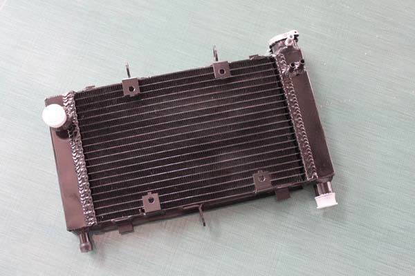 YM040