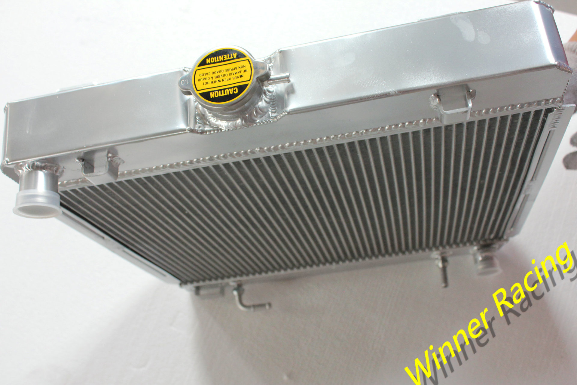 40MM CORE  Aluminum Radiator Fit MERCEDES BENZ W123 200D-280C 1976-1985 