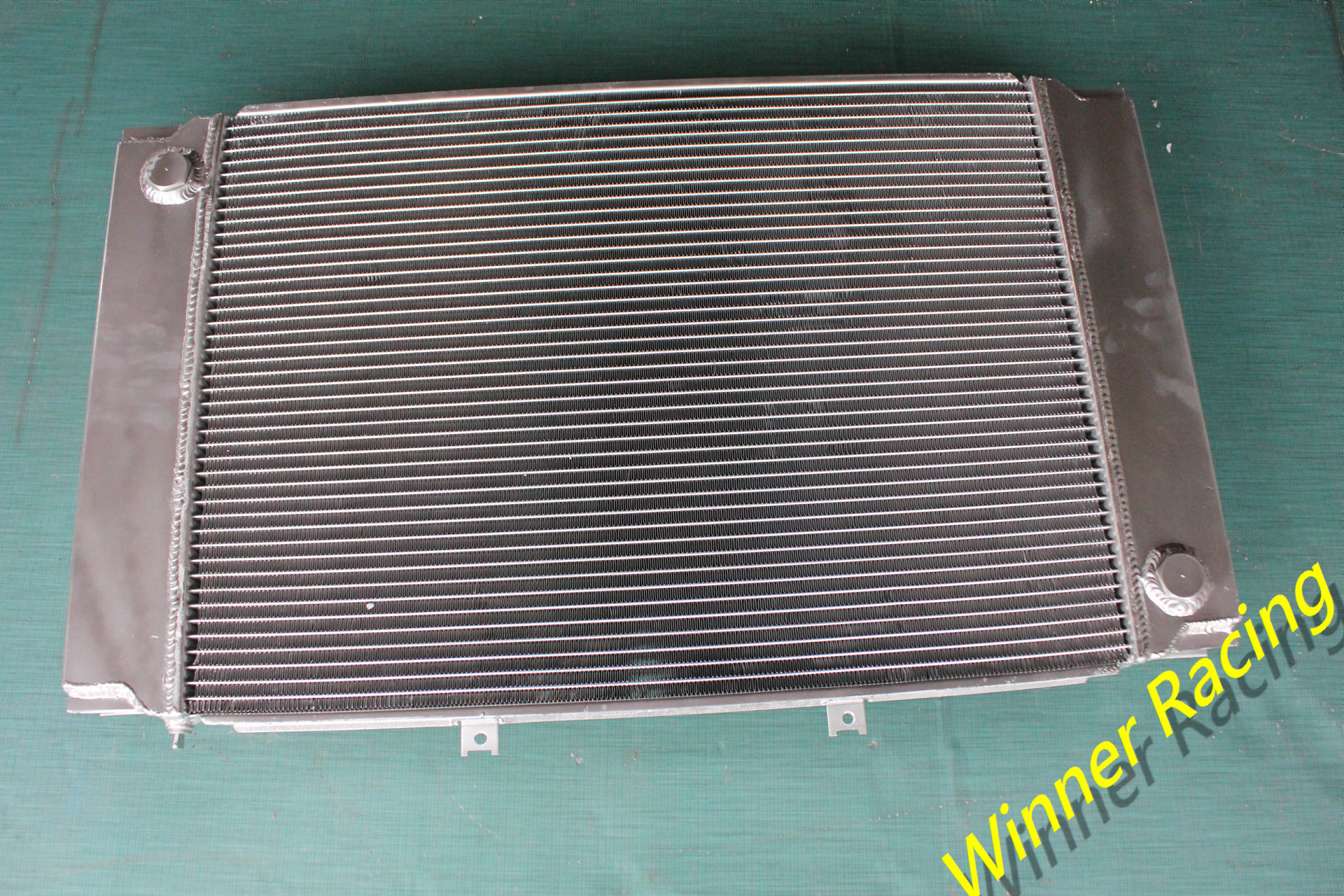 56mm Aluminum Alloy Radiator For Porsche 928 with 2 coolers on both sides 